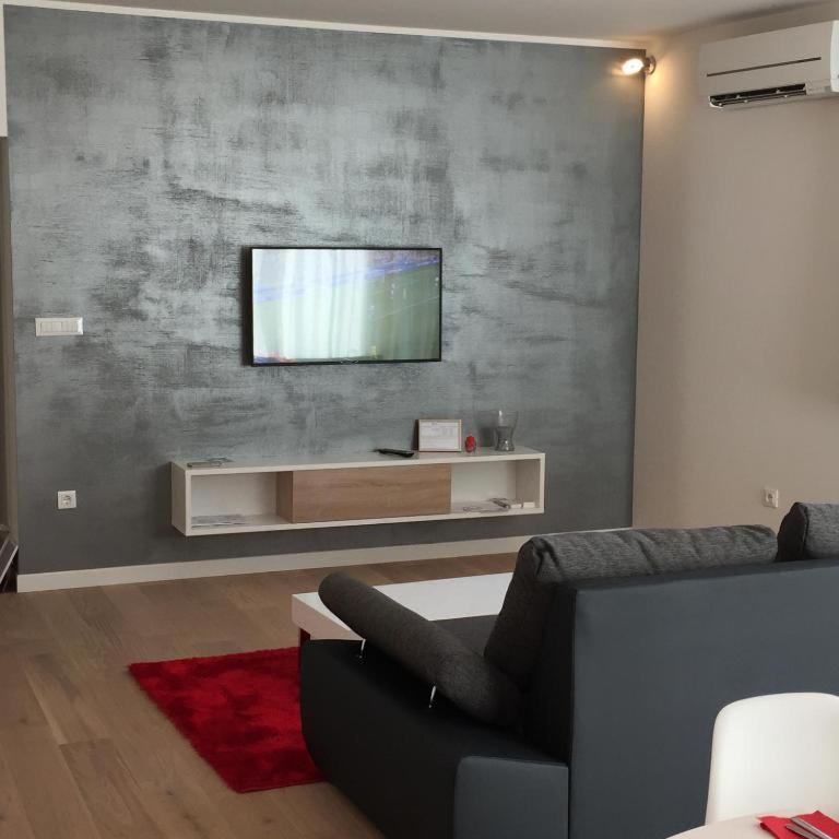Apartment Your Panoss